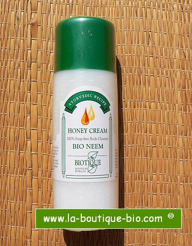 <b>CLEANSER 100% SOAP FREE</b><br>BIO HONEY CREAM<br>210 ml