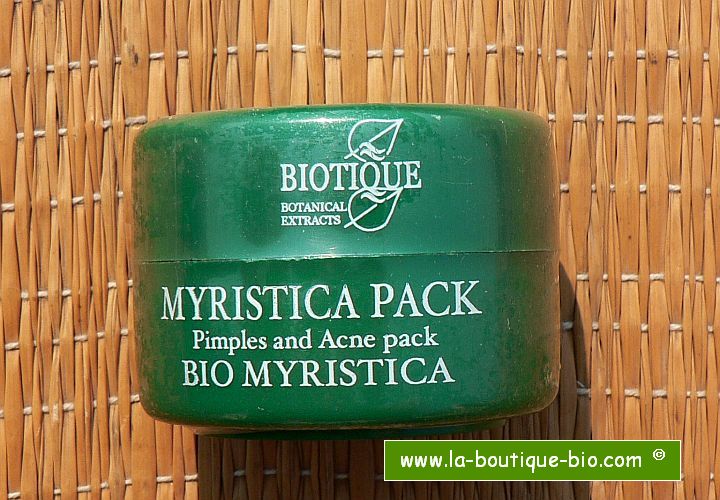 <b>ACNE AND PIMPLES</b><br>BIO - MYRISTICA PACK<br>25 grs