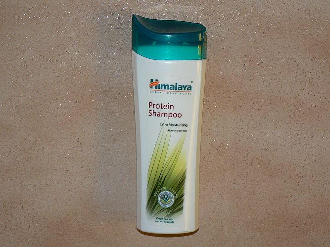 <b>PROTEIN SHAMPOO EXTRA MOISTURIZING</b><br>HIM - NORMAL TO DRY HAIR<BR>ALOE VERA + SESAM<BR>100 ml