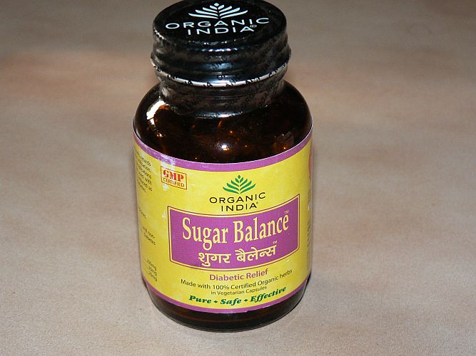 <b>SUGAR BALANCE</b><br>Coccinia indica + Bougainvillea spectabilis + Vinca rosea<br>OI - SUGAR BALANCE ORGANIC CERTIFIED<br>60 veg. capsules x 250 mg